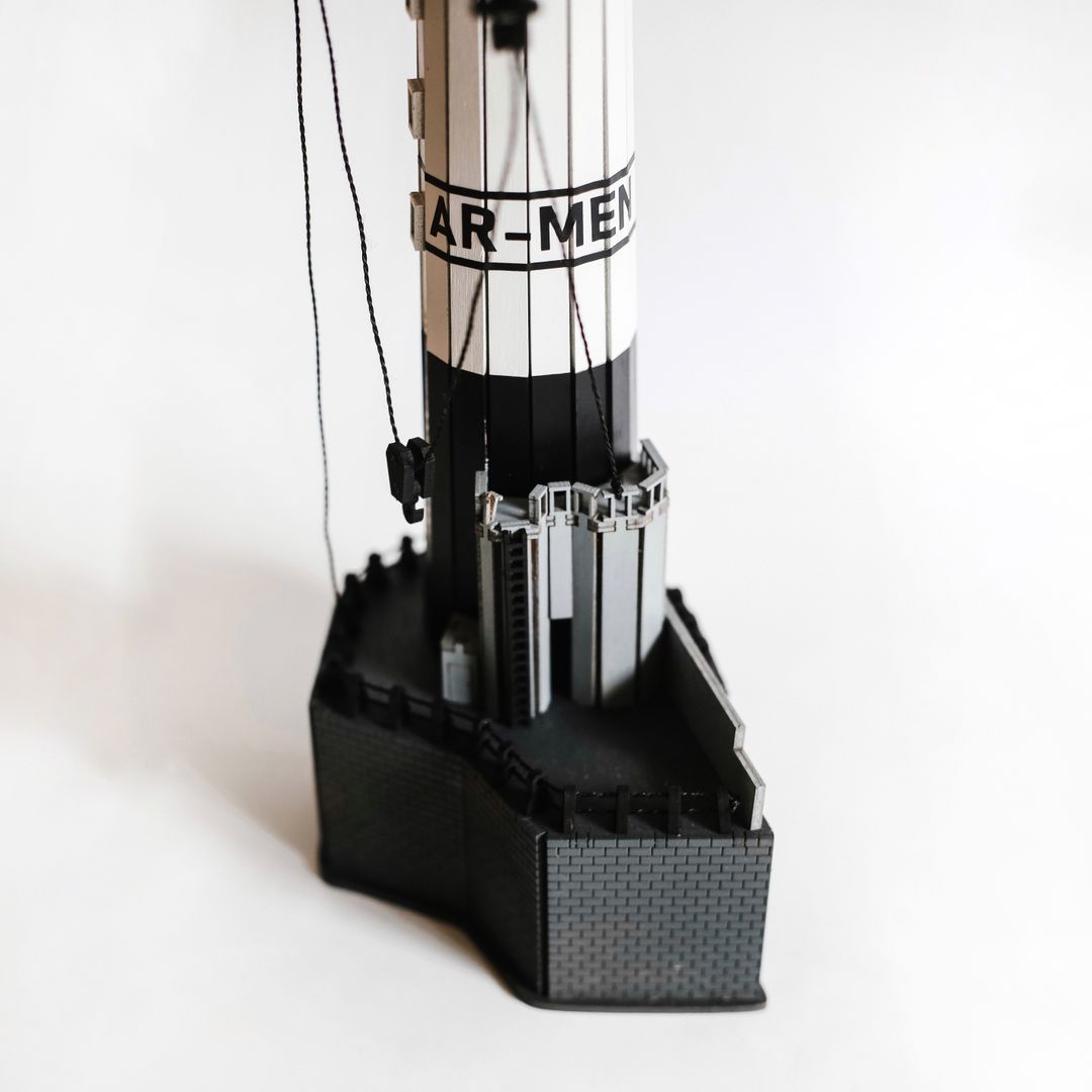 Модель сборная Маяк Ар-Мен (Франция) Модель сборная Маяк Ар-Мен (Франция)