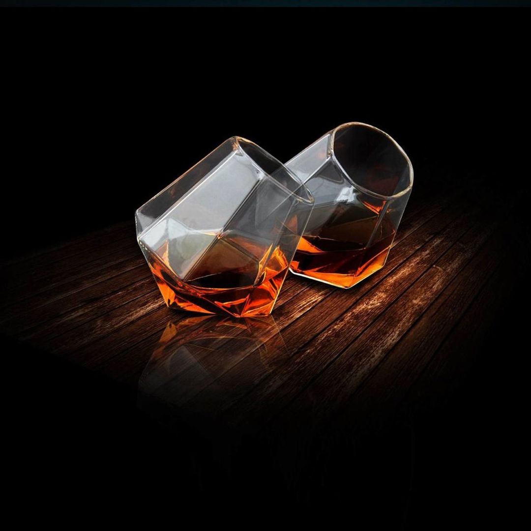 Алмазный набор Diamond Decanter Set (графин + 2 стакана) Алмазный набор Diamond Decanter Set (графин + 2 стакана)