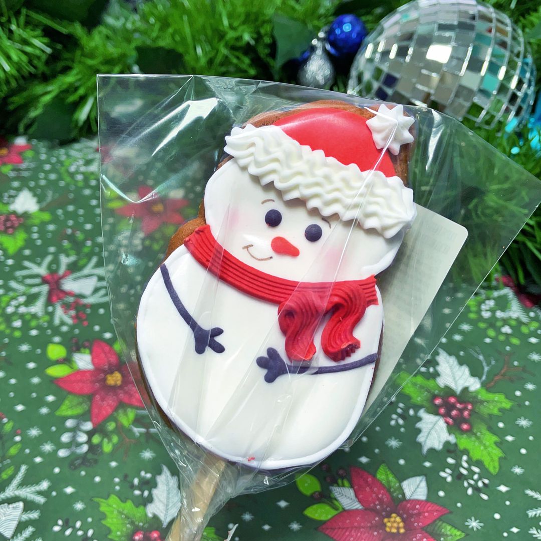 Имбирный пряник Снеговик Имбирный пряник Снеговик