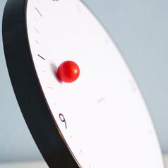 Магнитные часы Time Flying