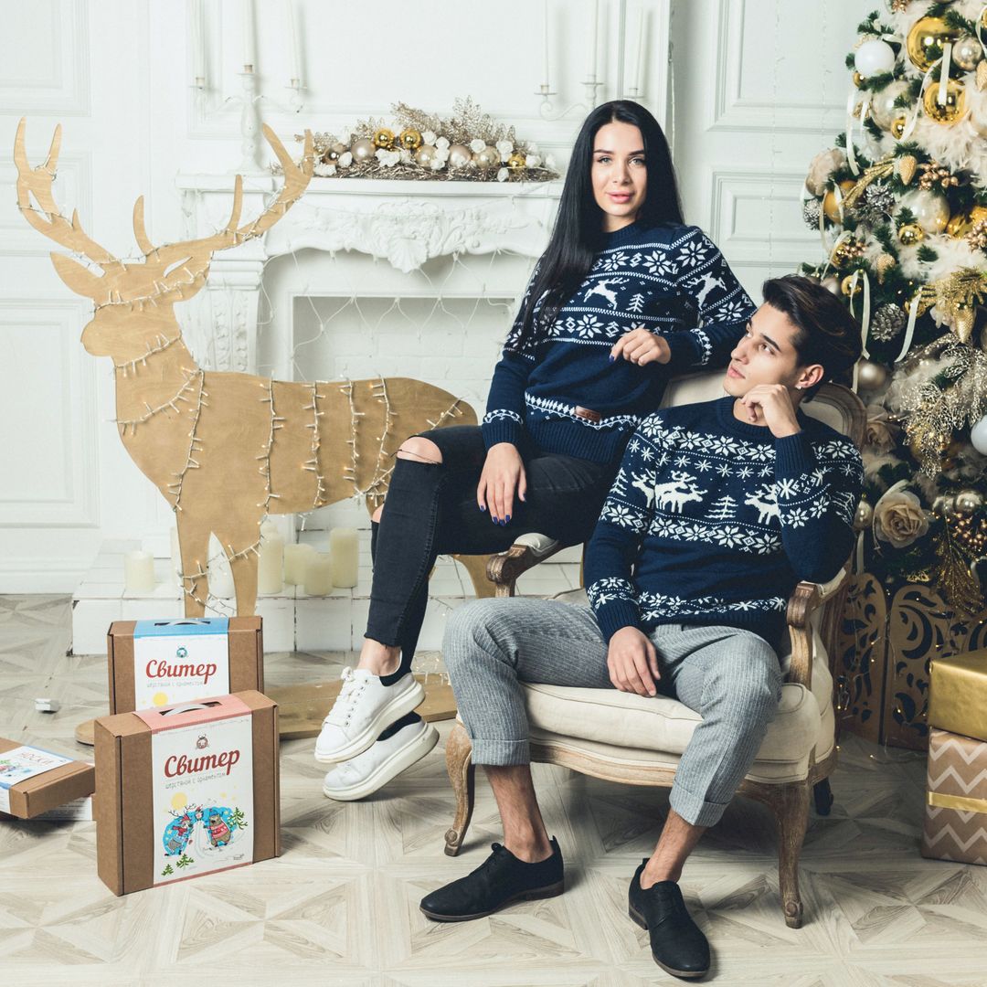 Свитер с оленями SEX