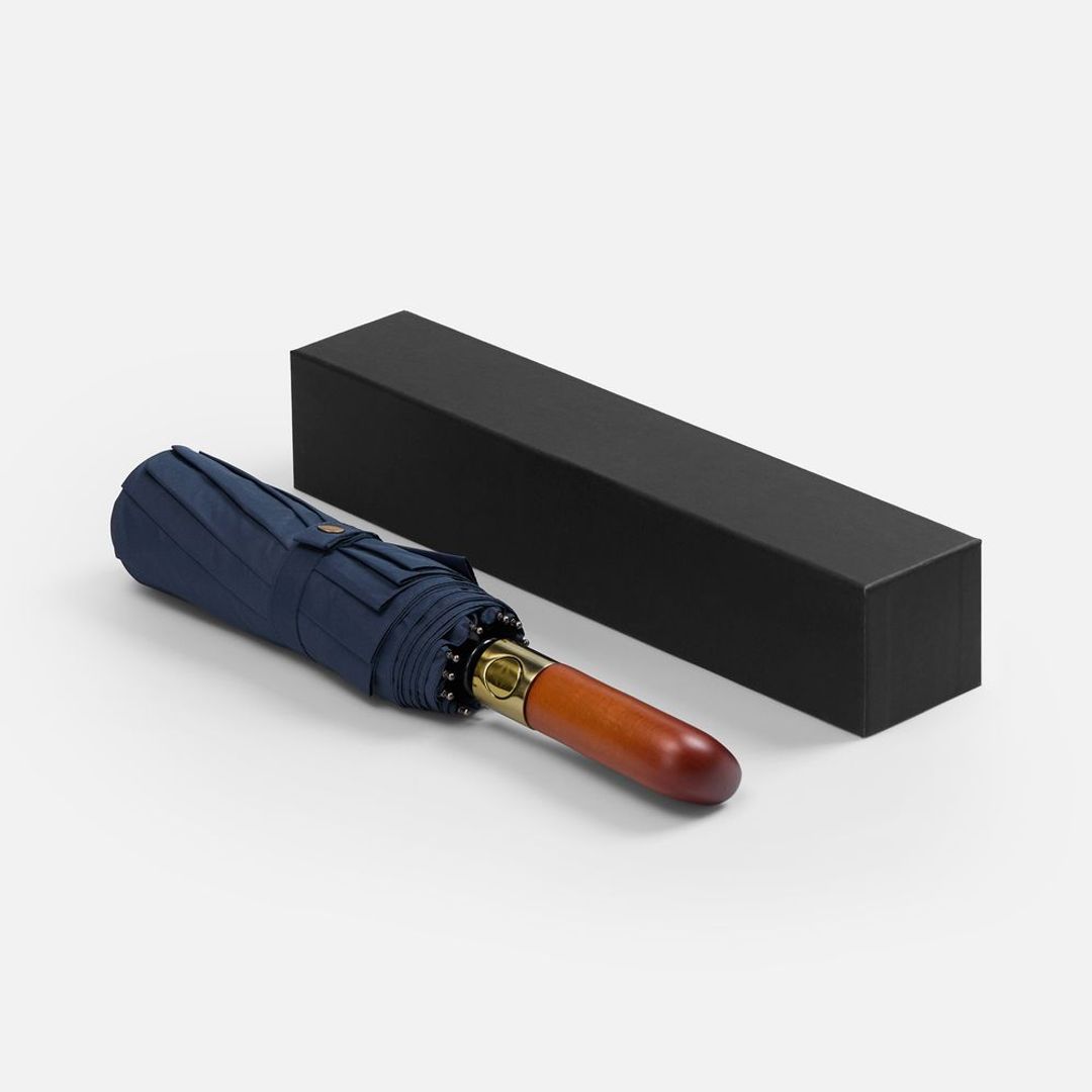 Зонт складной Cloudburst в подарочной упаковке (темно-синий) Зонт складной Cloudburst в подарочной упаковке (темно-синий)