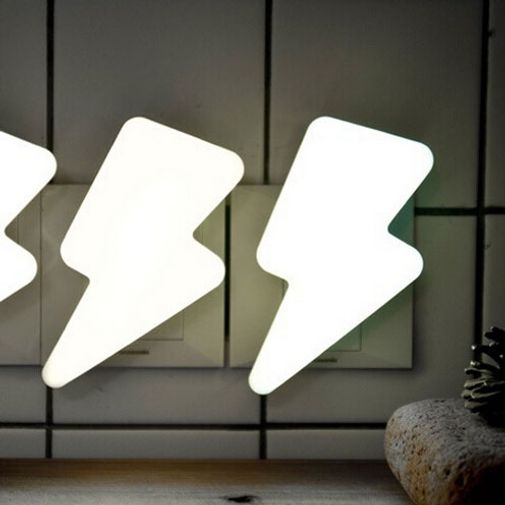 Ночник Молния В комплекте один светильник Ночник Молния В комплекте один светильник