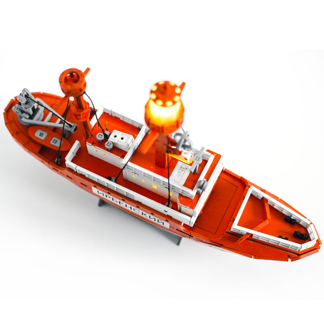 Модель сборная Плавучий маяк Ирбенский (Калининград, Музей мирового океана)