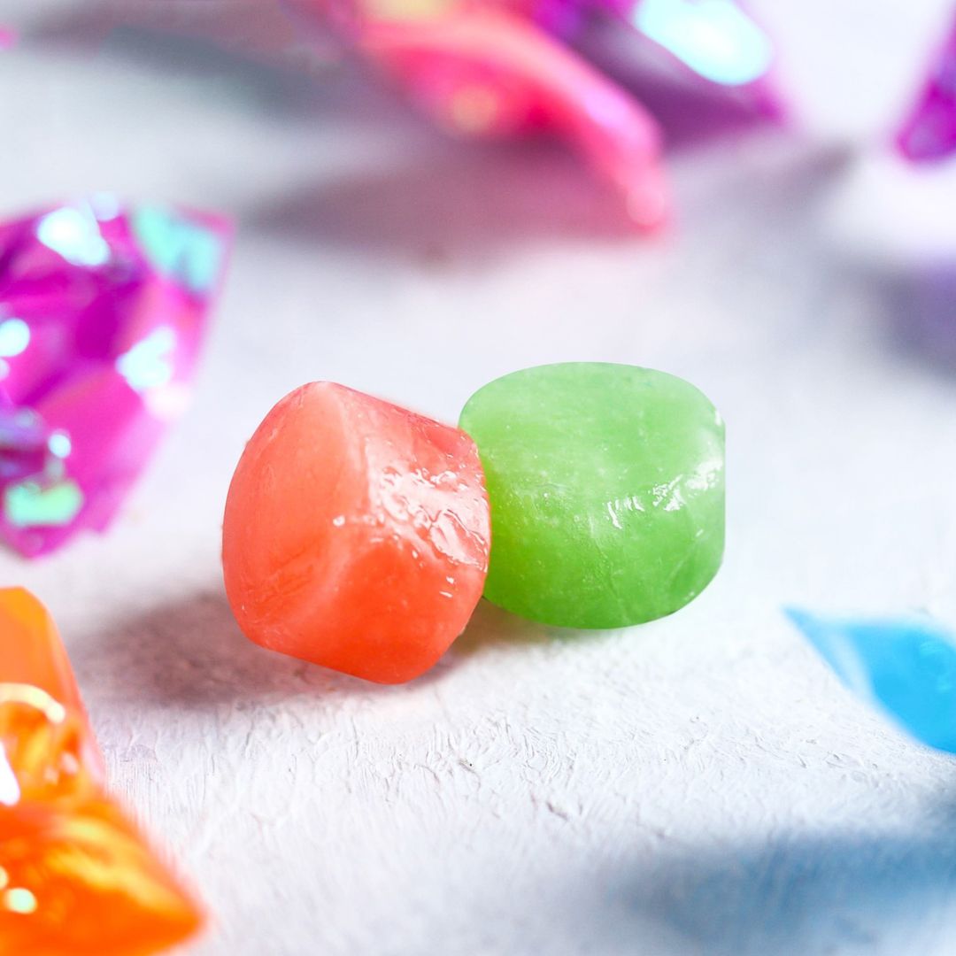 Леденцы в мусорке Sweets only