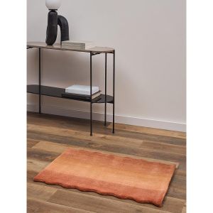 Ковер из шерсти Over Horizon терракотового цвета из коллекции Trendy Ruffles, 60x90 см