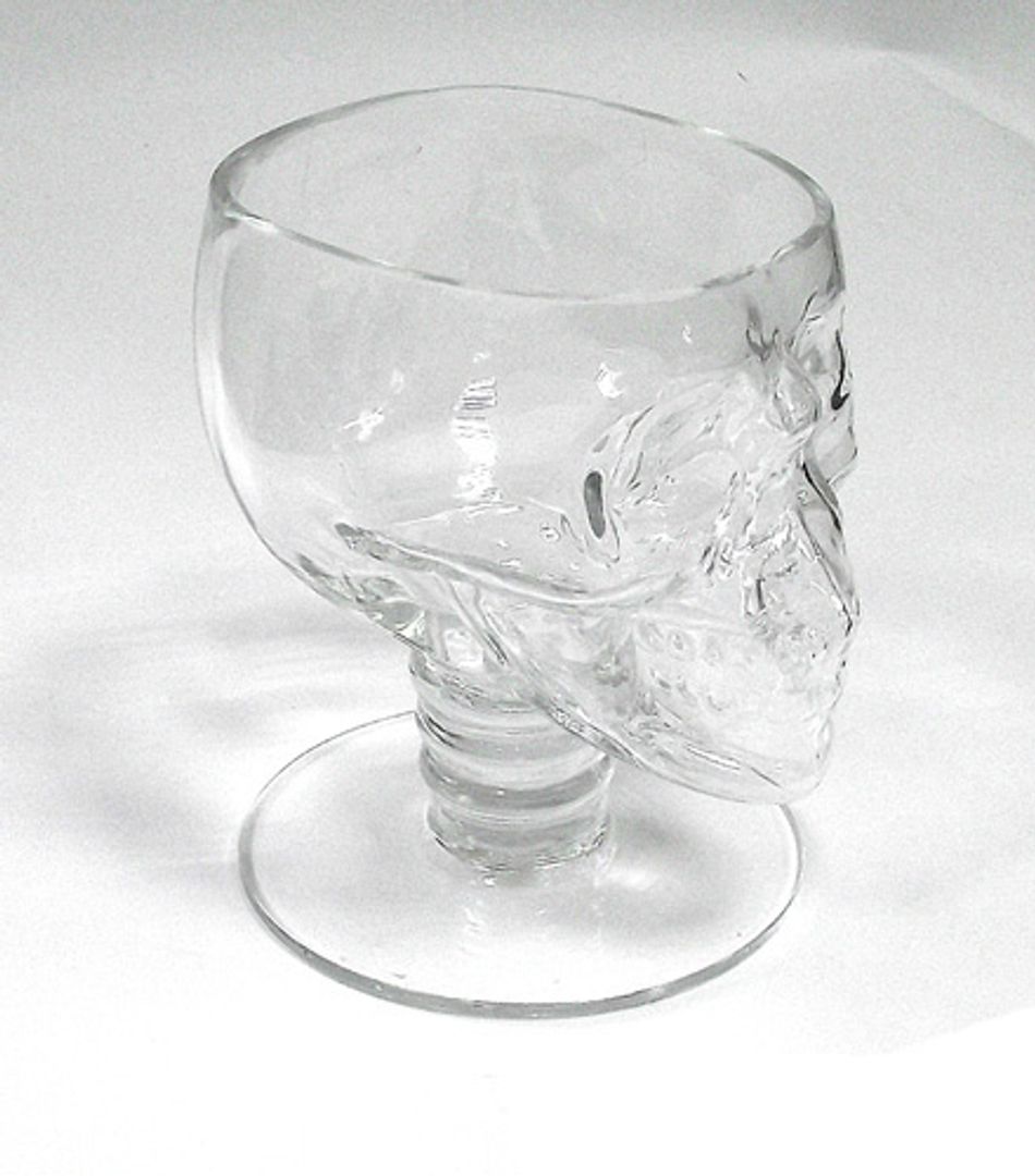 Вазон Череп на ножке