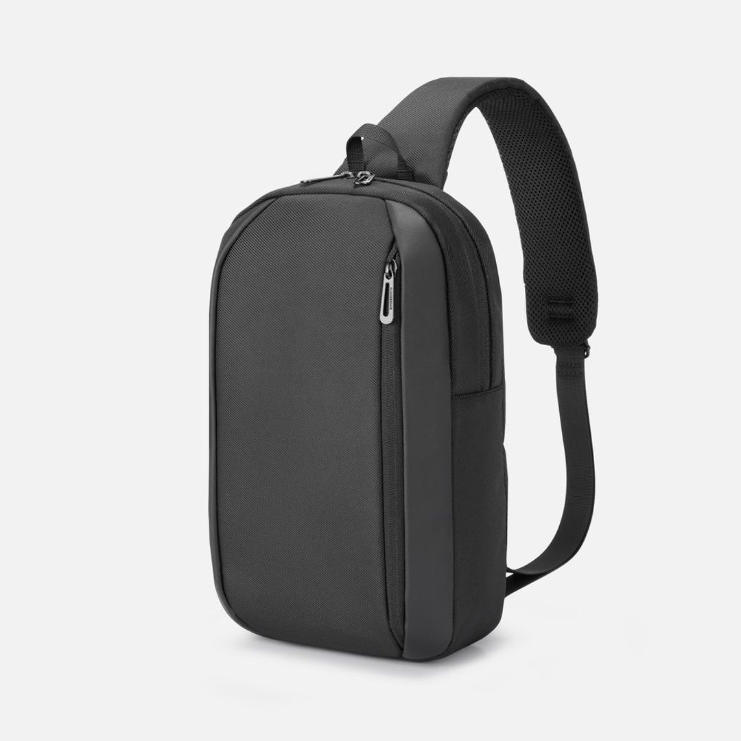 Рюкзак на одно плечо Gravon (черный)