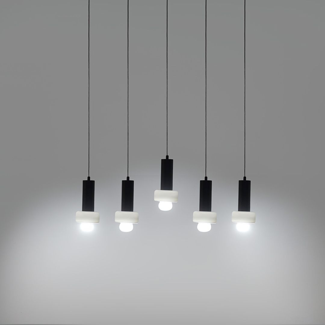 Светильник подвесной каскадный Fungus, 15х25 см, 5 плафонов, белый/черный
