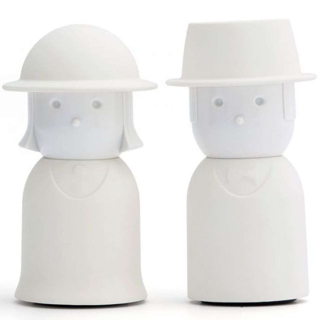 Солонка и перечница Mrs. Salt & Mr. Pepper (Белый)