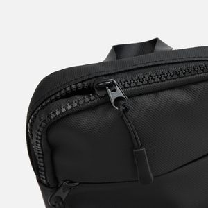 Спортивная кросс-боди сумка UrbanHike (черный)