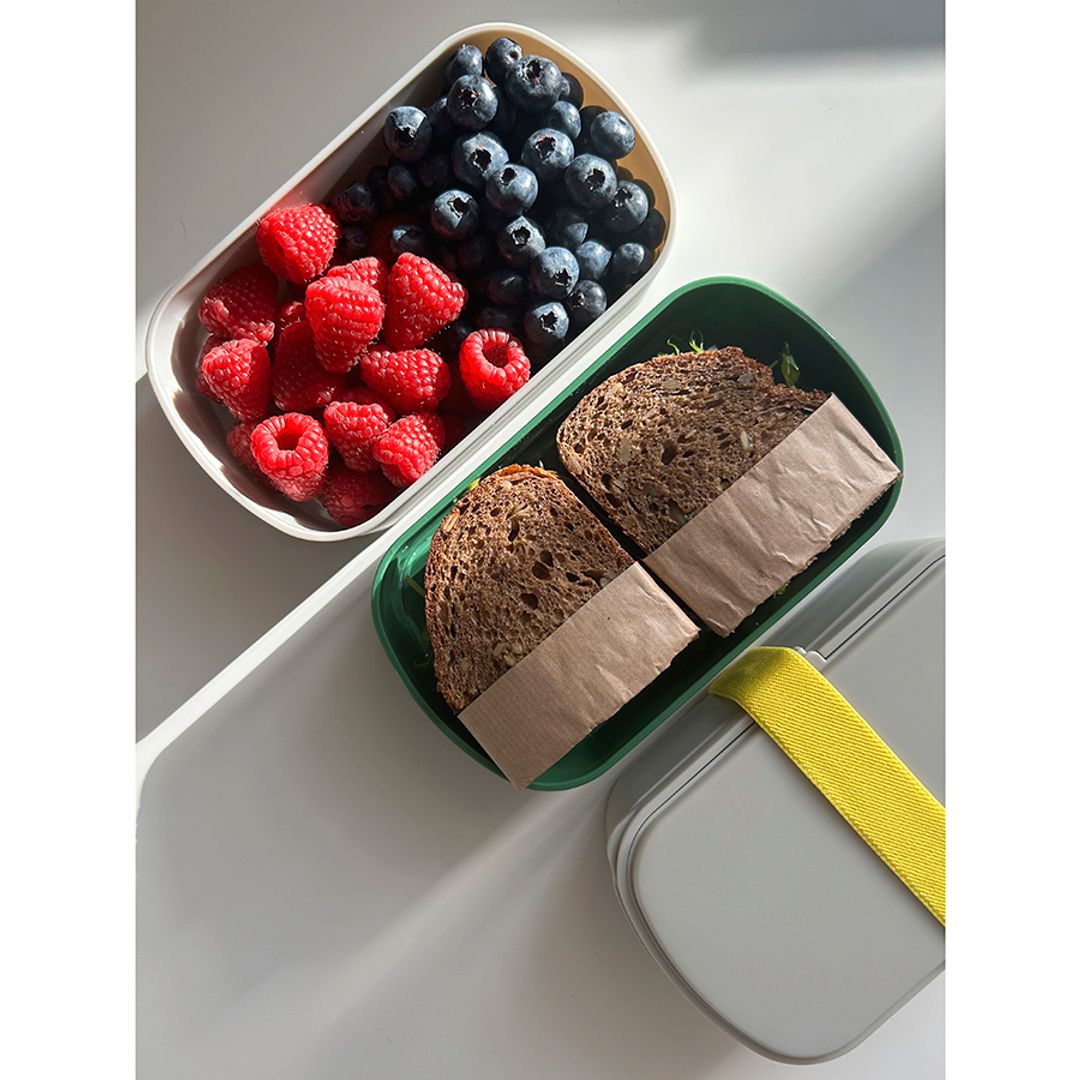 Ланч-бокс с приборами Food Time зеленый (1 л) Ланч-бокс с приборами Food Time зеленый (1 л)