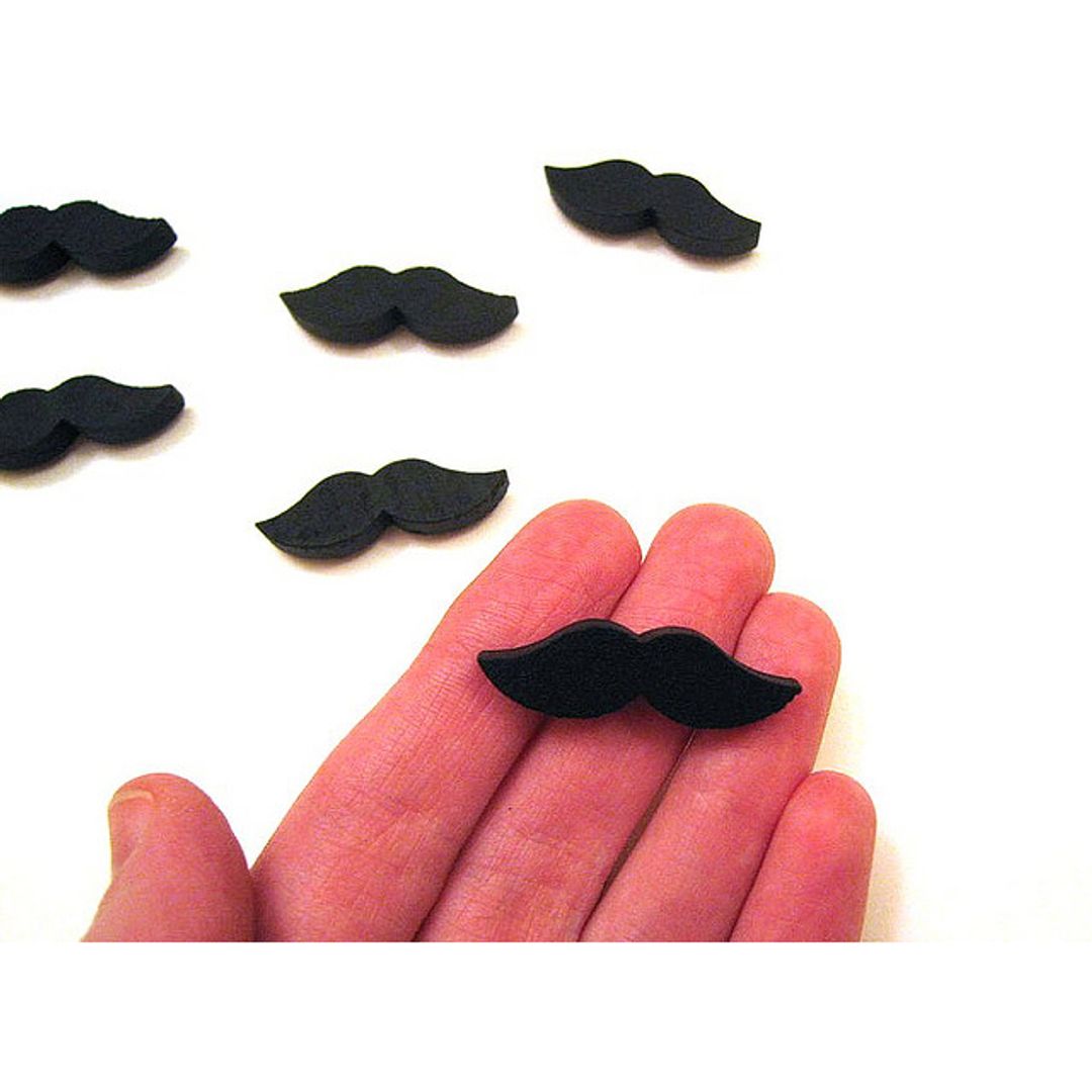 Набор магнитов Усы (8 шт.)