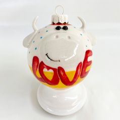 Фарфоровый елочный шар Коровка Love (ручная роспись)