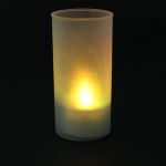 Светодиодная свеча с желтым свечением
