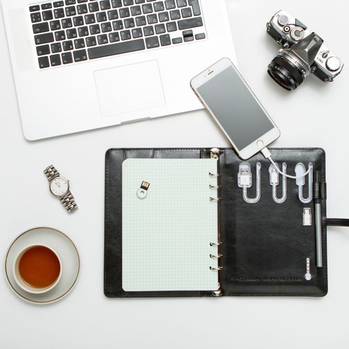 Ежедневник со встроенной зарядкой и флешкой Optimus