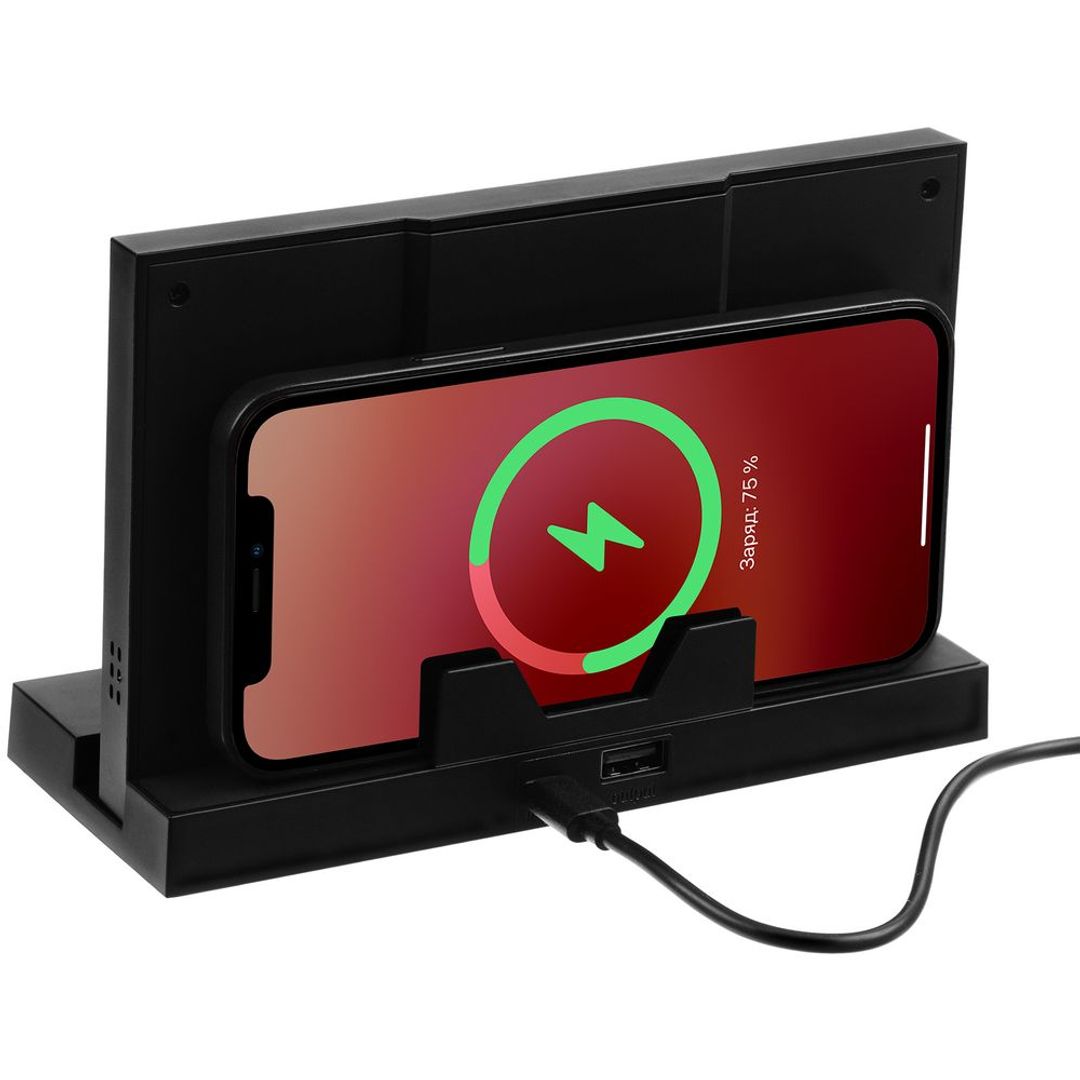 Зарядная станция с часами и подсветкой multiEnergy Зарядная станция с часами и подсветкой multiEnergy