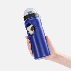 Бутылка с антистрессом Footballer (синий)