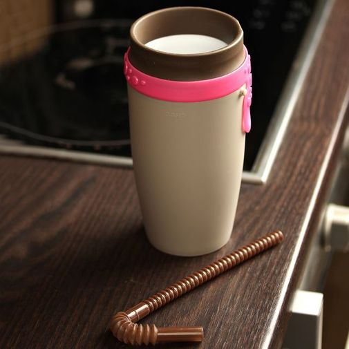 Стакан Непроливайка с трубочкой Spin Cup (Розовый с коричневым) В открытом виде Стакан Непроливайка с трубочкой Spin Cup (Розовый с коричневым) В открытом виде