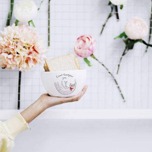 Тарелка глубокая Кошка с бокалом Кошка выходного дня