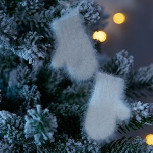 Подвеска на елку Вьюжка (варежки, белый) Подвеска на елку Вьюжка (варежки, белый)
