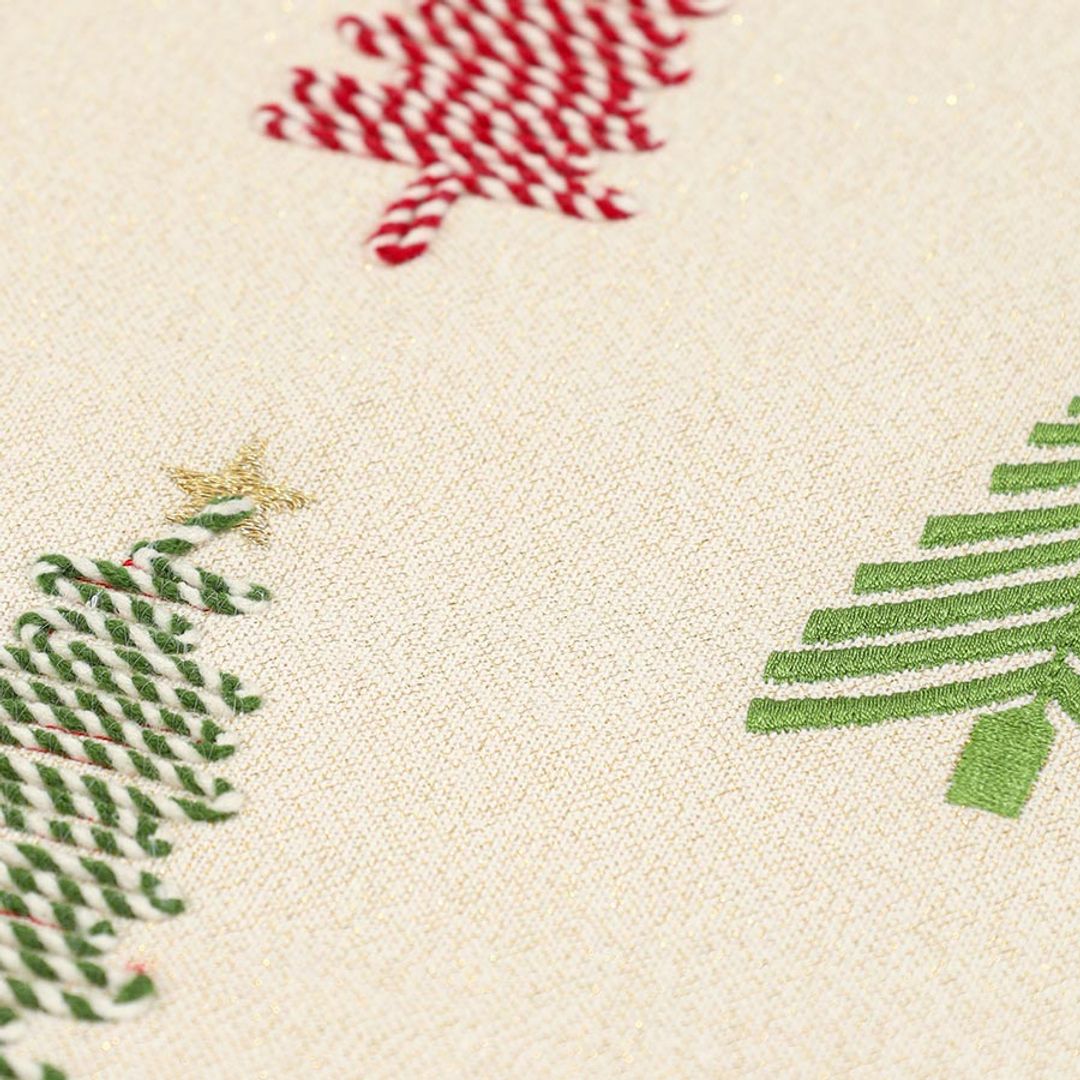 Дорожка на стол Frozen pines из коллекции New Year Essential, 45х150 см