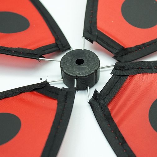 Ветряная мельница Божья коровка Ветряная мельница Божья коровка