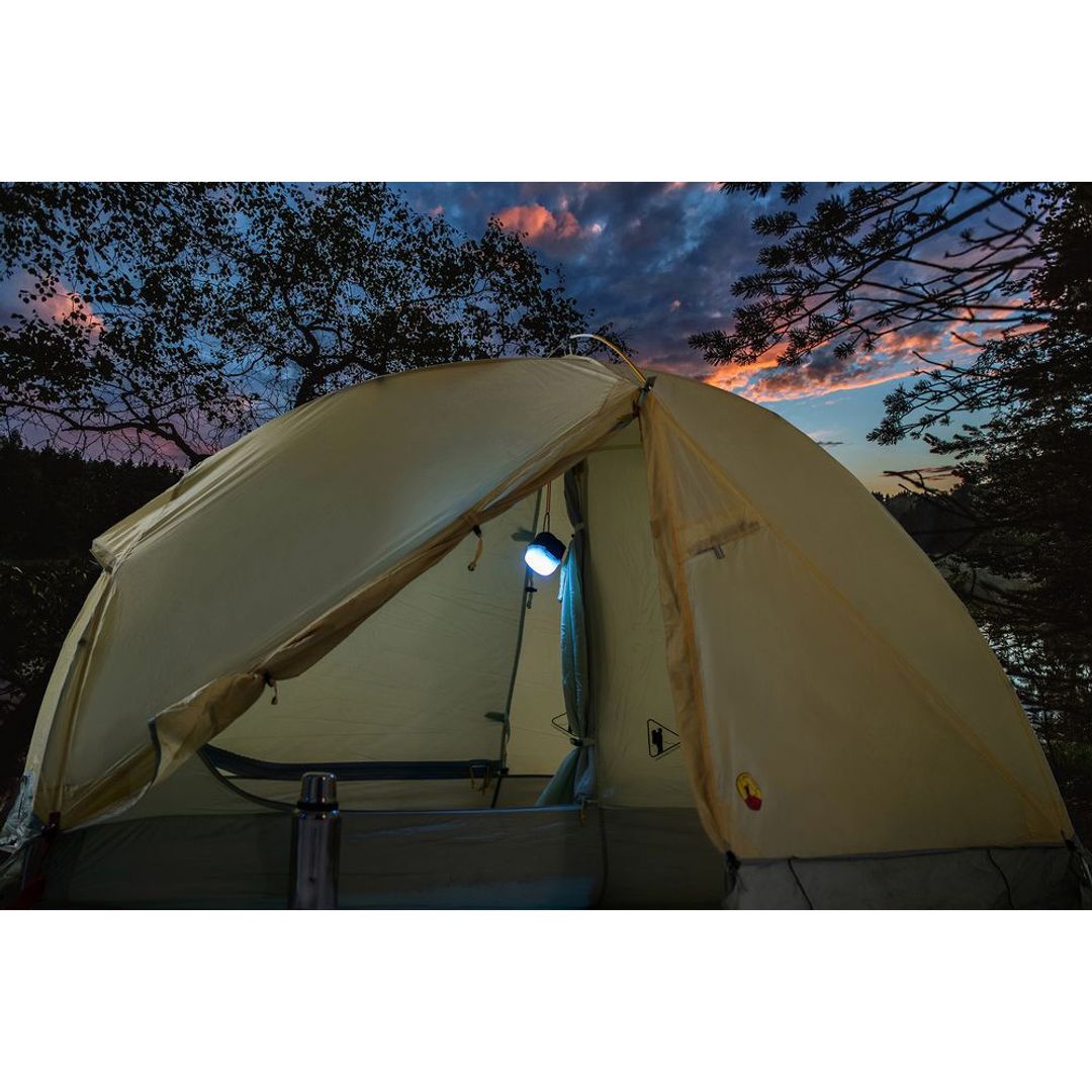 Многофункциональный светодиодный фонарь Klar Многофункциональный светодиодный фонарь Klar