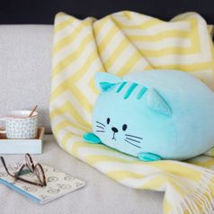 Подушка диванная Котенок Kitty (Розовый)
