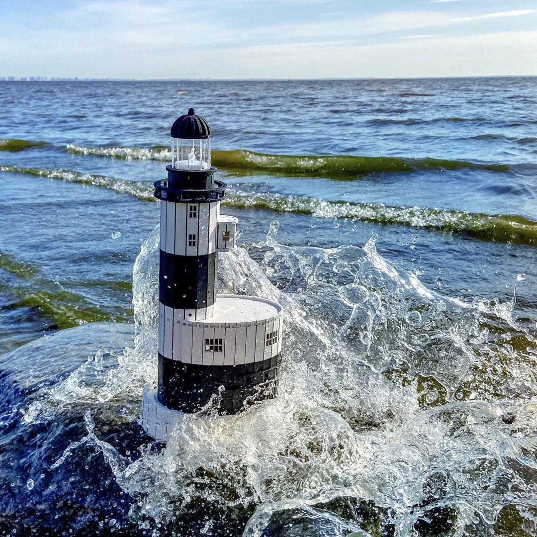 Модель сборная Маяк мыса Анива (о. Сахалин)