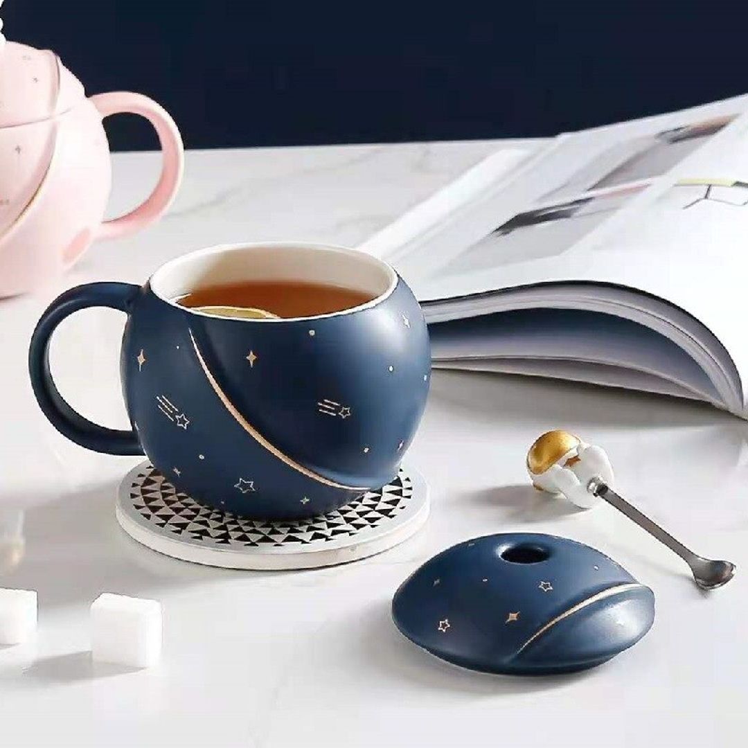 Кружка с ложкой Космическая прогулка Кружка с ложкой Космическая прогулка