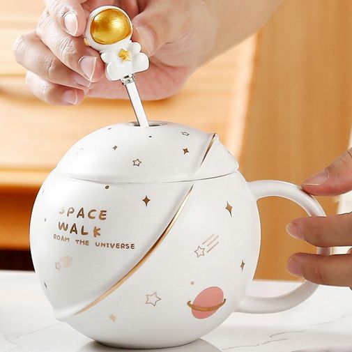 Кружка с ложкой Космическая прогулка (Белый) Кружка с ложкой Космическая прогулка (Белый)