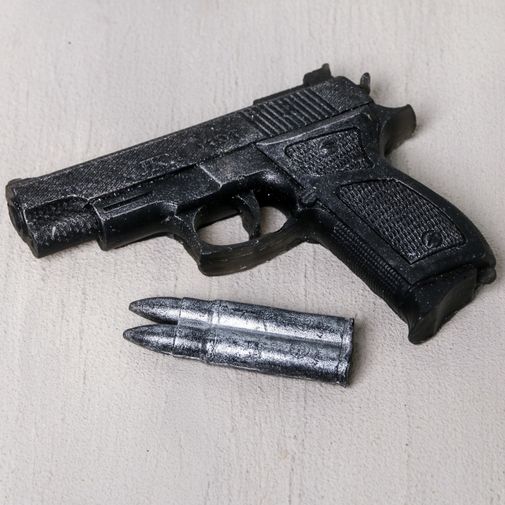 Подарочный набор 23 февраля Настоящий герой (мыло-пистолет и мыло-пуля) Подарочный набор 23 февраля Настоящий герой (мыло-пистолет и мыло-пуля)