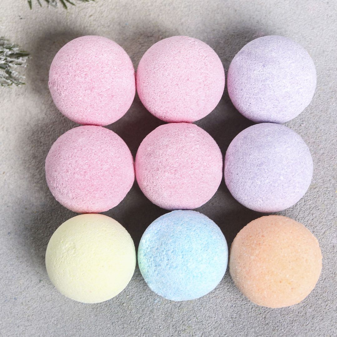 Набор бомбочек для ванной Счастья в Новом году (9 шт) Набор бомбочек для ванной Счастья в Новом году (9 шт)