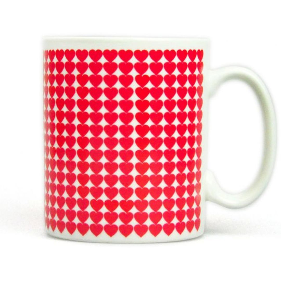 Термокружка Сердечки Принт из сердечек