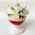 Фарфоровый елочный шар Коровка Праздник (ручная роспись)