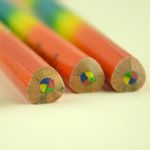 Многоцветный карандаш Радуга Rainbow Трехгранный деревянный корпус
