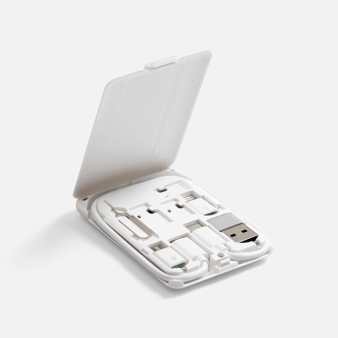 Органайзер с беспроводной зарядкой и набором адаптеров Octopod (белый) Органайзер с беспроводной зарядкой и набором адаптеров Octopod (белый)