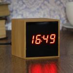 Будильник Wood