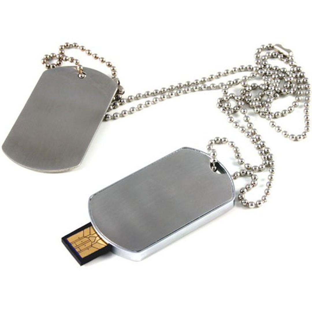 Флешка Армейский жетон 8 Гб В сравнении с настоящим жетоном