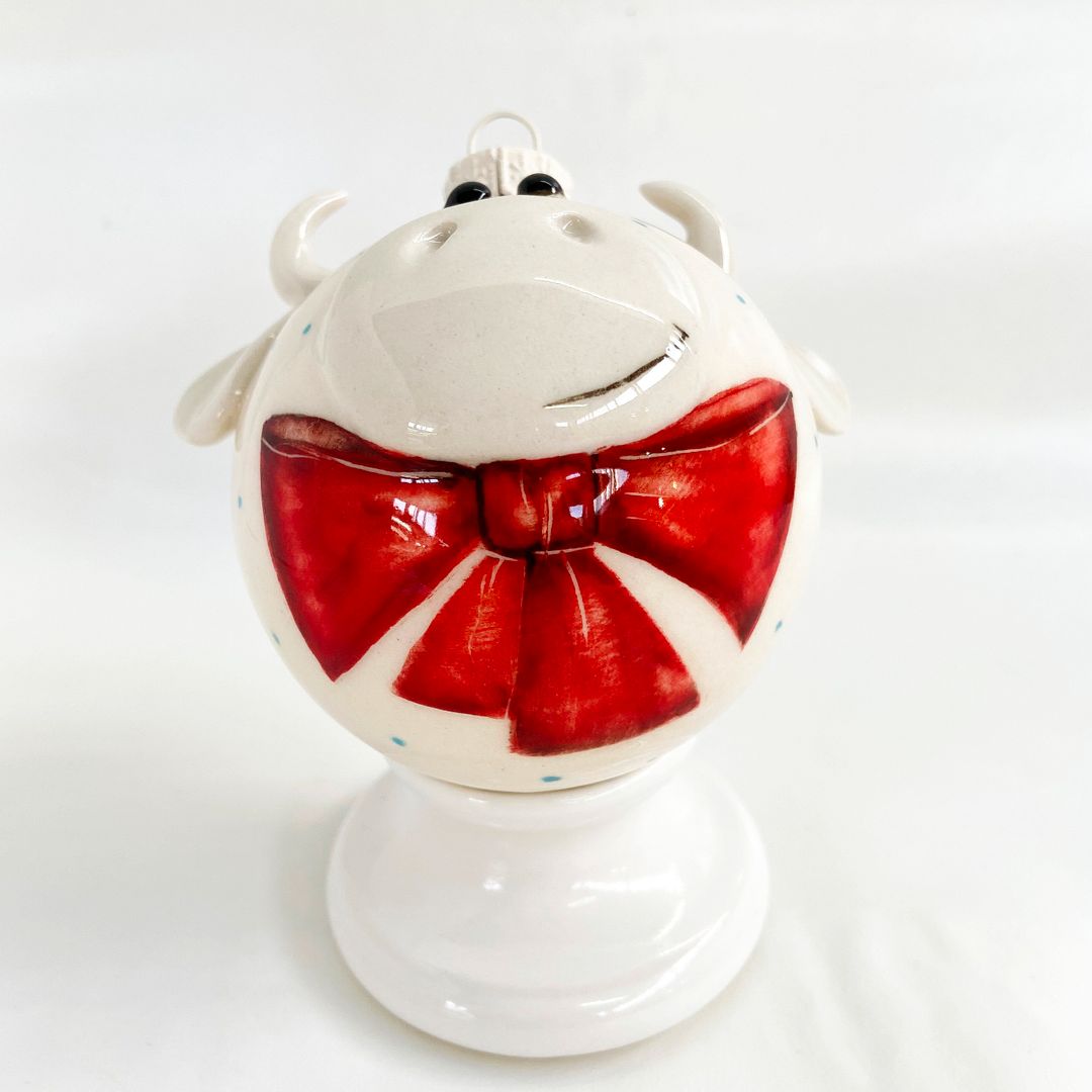 Фарфоровый елочный шар Божья коровка (ручная роспись) Фарфоровый елочный шар Божья коровка (ручная роспись)