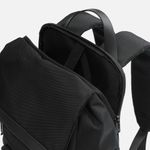 Рюкзак decaPolis (черный)