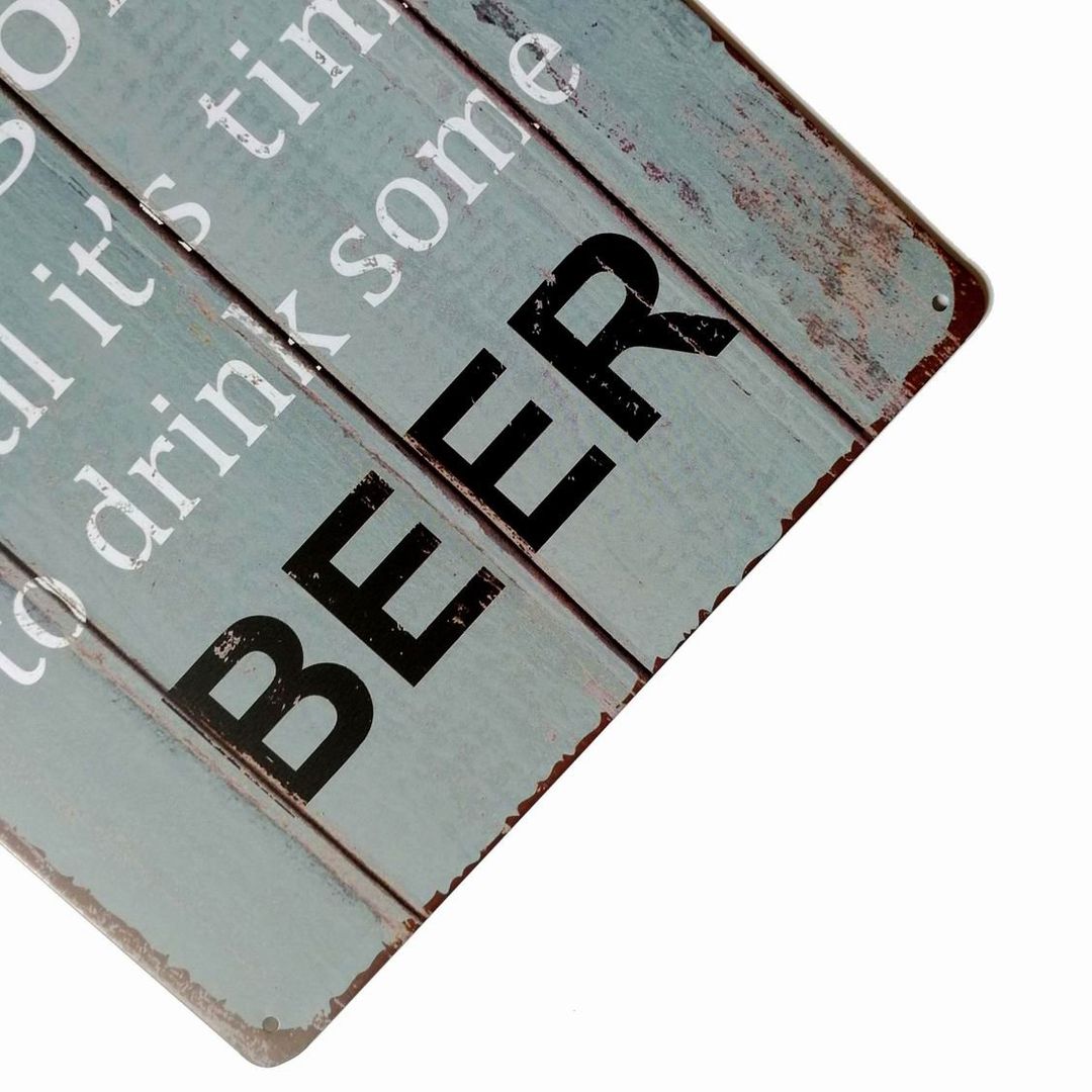 Металлическая табличка Coffee Keeps Me Going Металлическая табличка Coffee Keeps Me Going