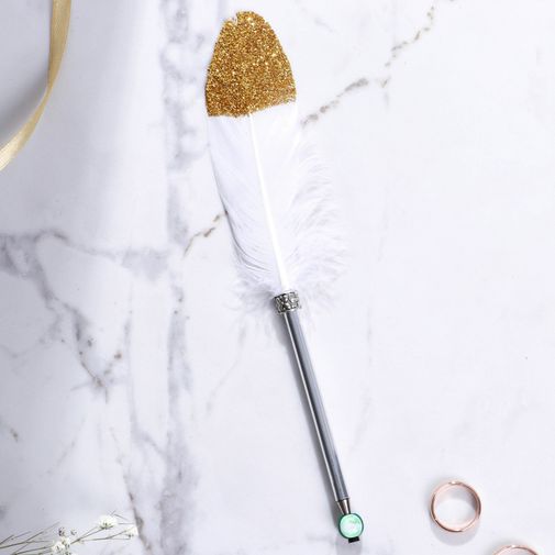 Книга пожеланий в деревянной обложке с ручкой