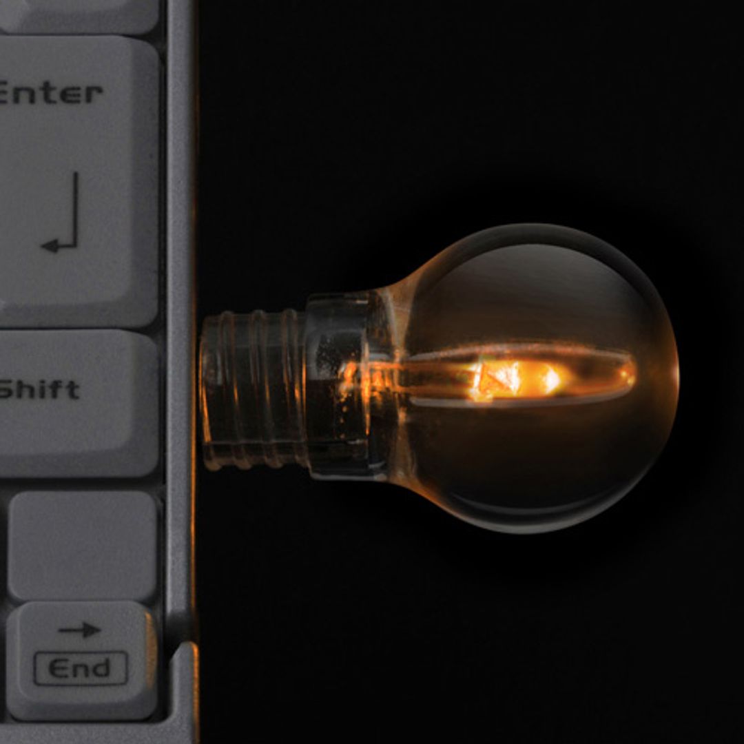Флешка Светящаяся лампочка 8 Гб Флешка Светящаяся лампочка 8 Гб