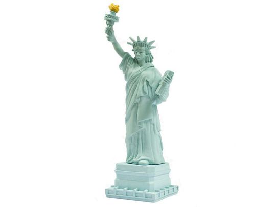                           Флешка Статуя Свободы 2 Гб
                