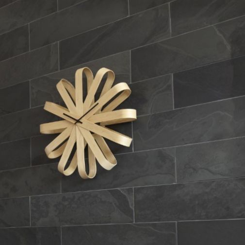 Часы настенные Ribbon (Деревянные) В интерьере