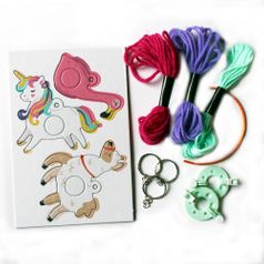 Набор для творчества Игрушки-брелки из помпонов Фламинго, Лама и Единорог