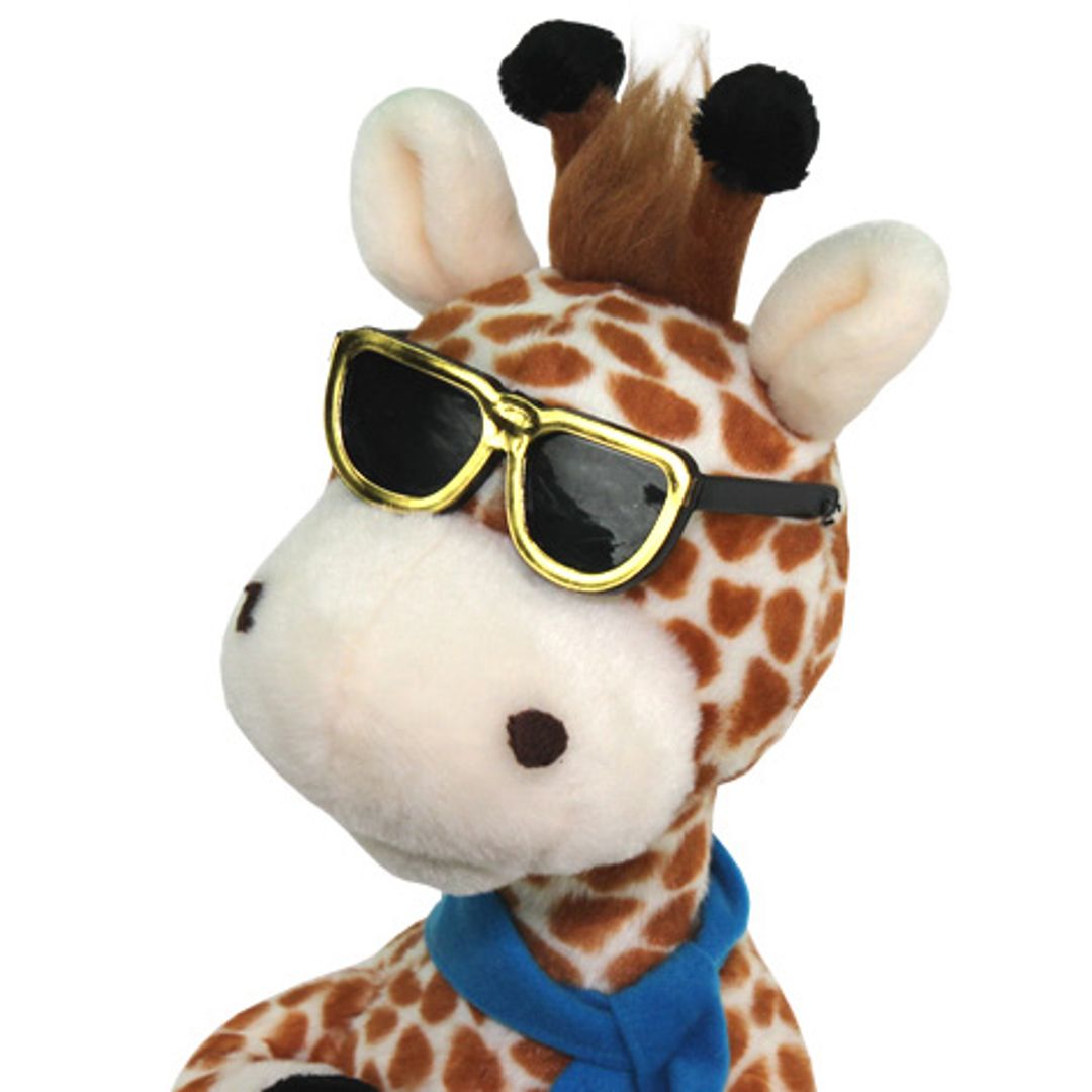 Музыкальная игрушка Влюбленный жираф Крупным планом