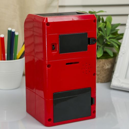 Копилка, разрезающая банкноты